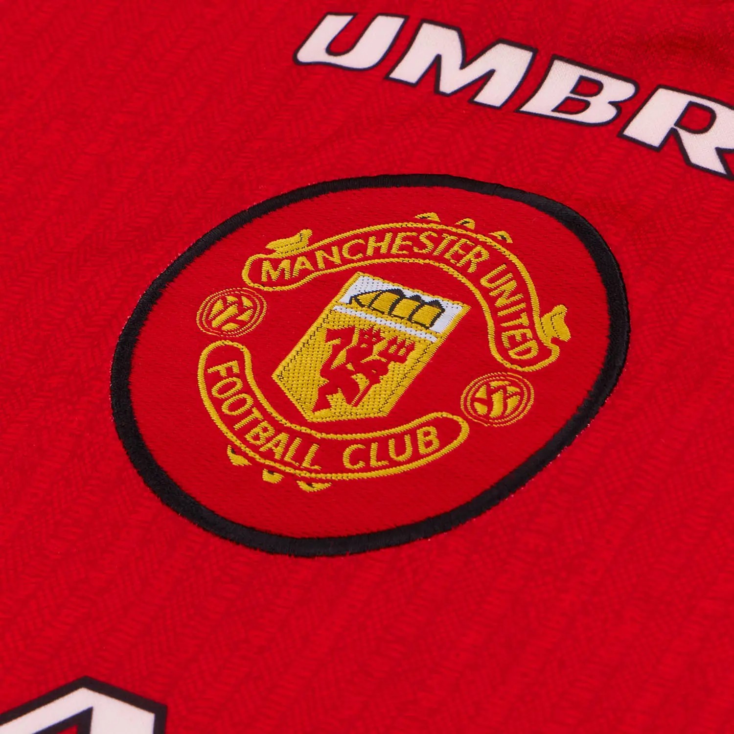 Manchester United 96-97 Local 4