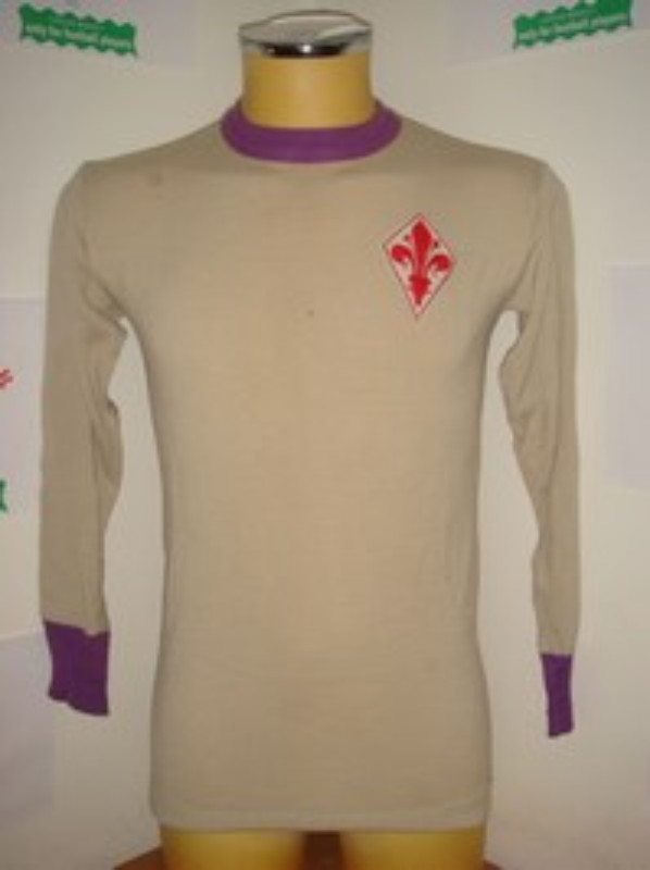 Segunda equipación de Fiorentina 76-77