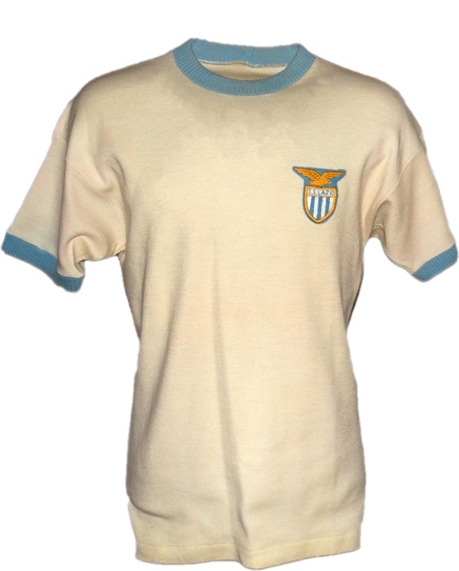 Primera equipación de Lazio 68-69