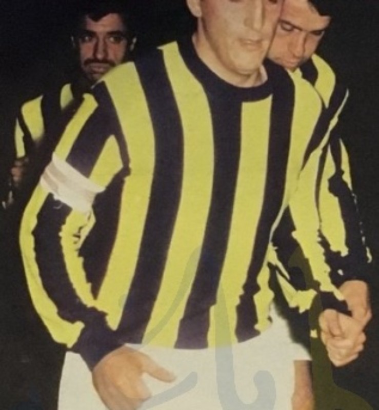 Primera equipación de Fenerbahçe 68-69