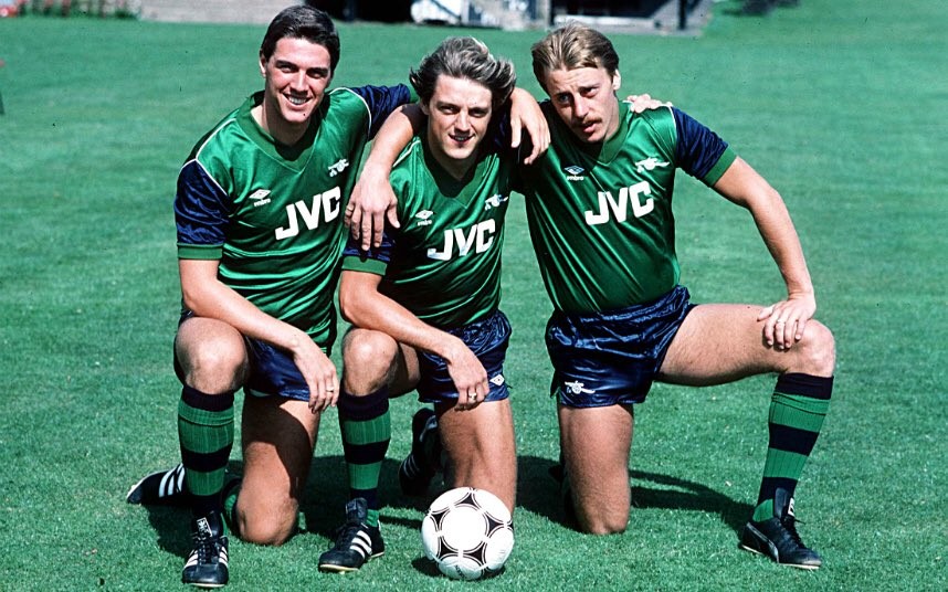 Arsenal FC 82-83 Visitante 4