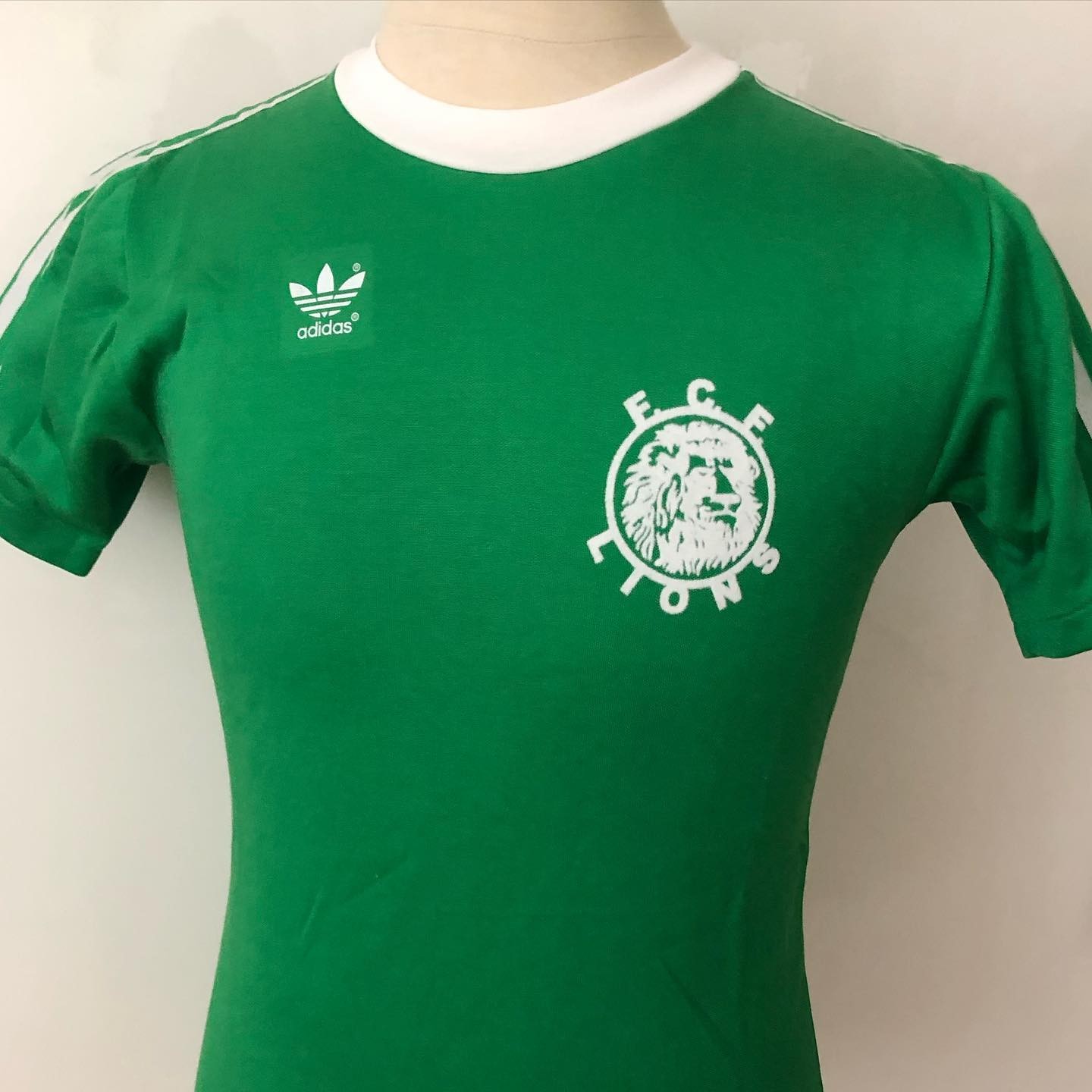 Primera equipación de Camerún 1984