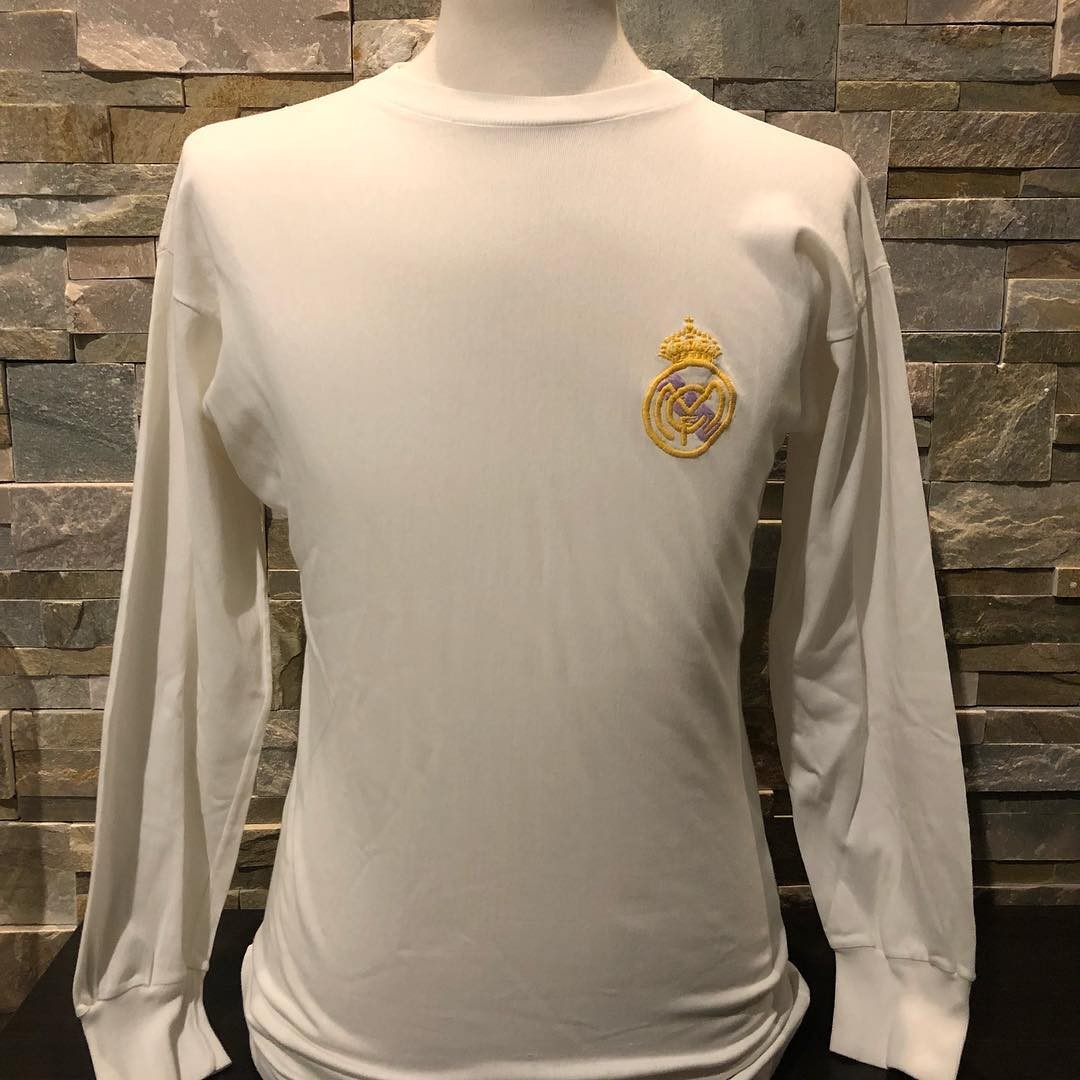 Primera equipación de Real Madrid 68-69