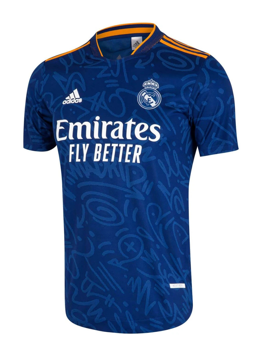 Segunda equipación de Real Madrid 21-22