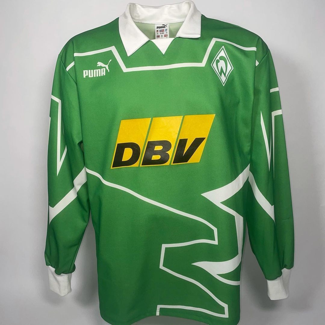 Segunda equipación de Werder Bremen 93-94