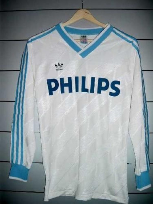 Tercera equipación de PSV 87-88