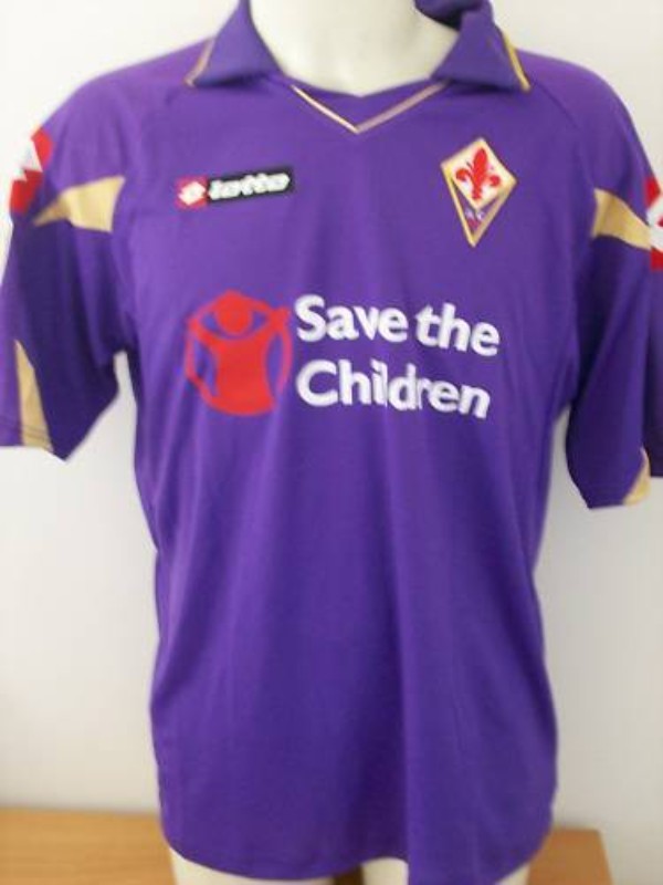Primera equipación de Fiorentina 10-11