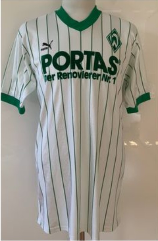 Primera equipación de Werder Bremen 87-88