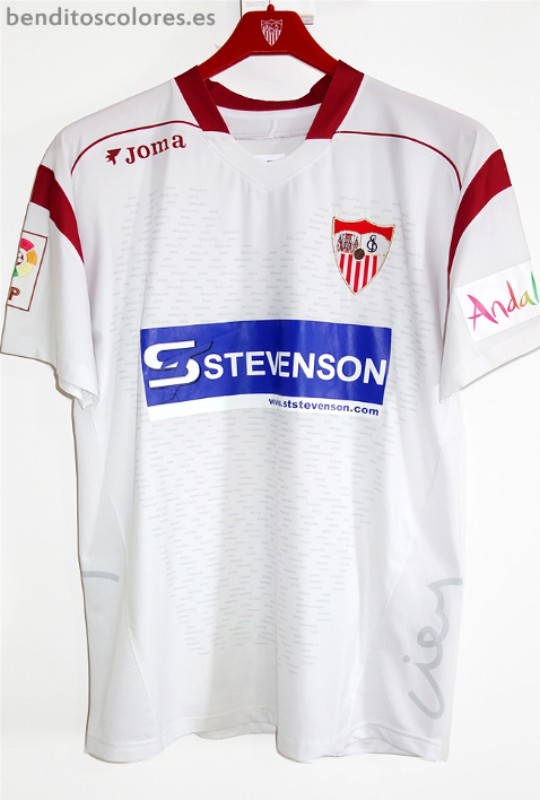 Primera equipación de Sevilla FC 05-06