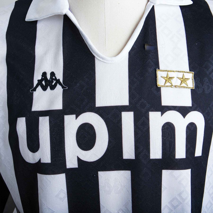 Juventus FC 89-90 Local 4