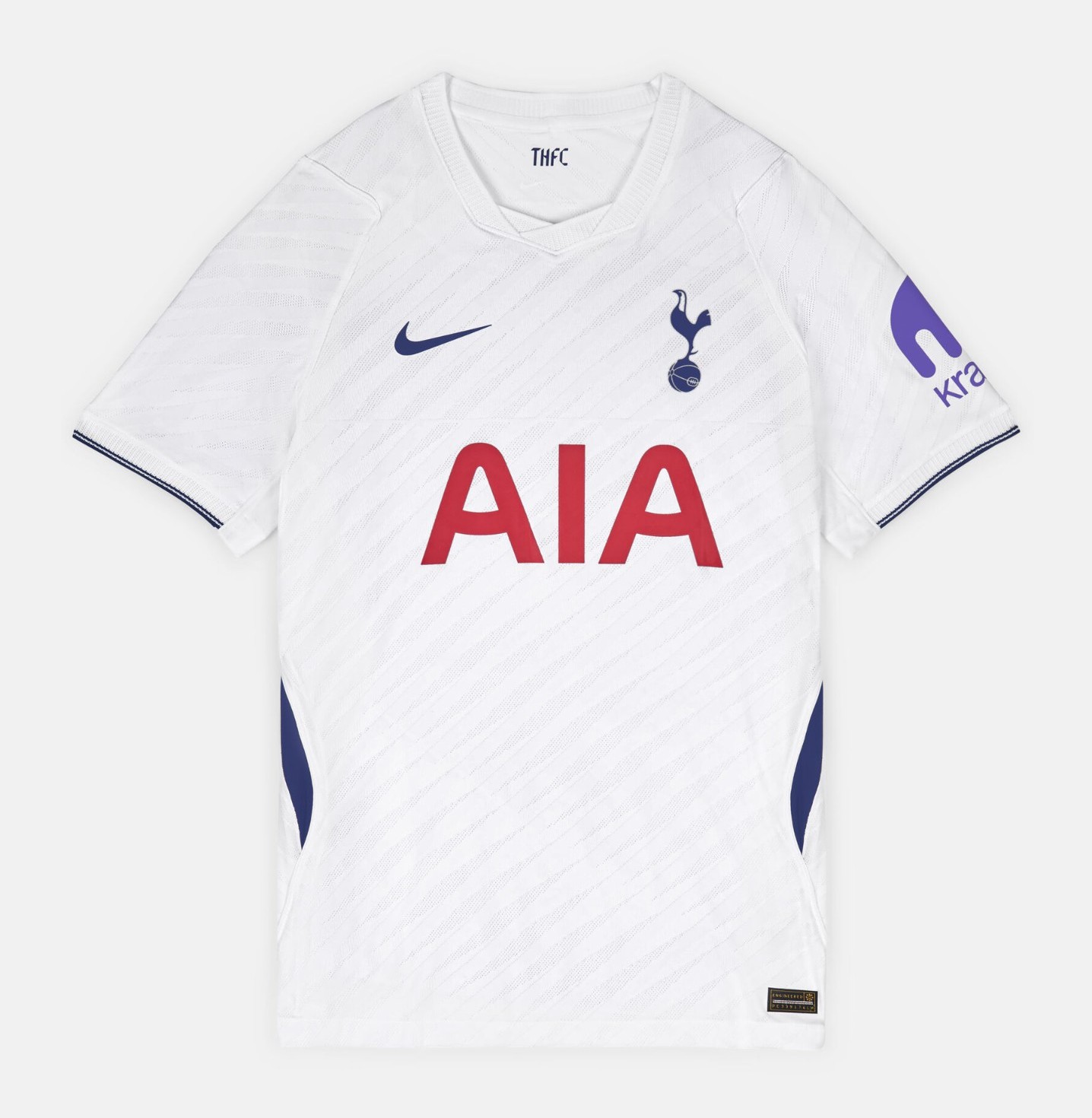 Primera equipación de Tottenham 26-27