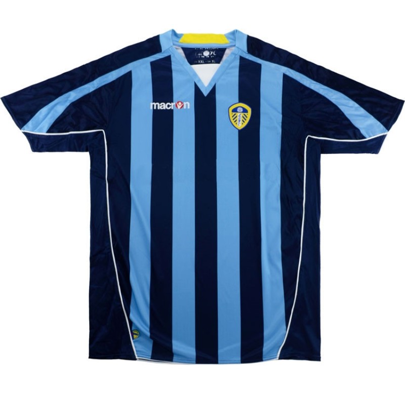 Segunda equipación de Leeds 08-09
