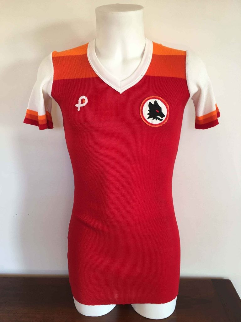 Primera equipación de Roma 78-79