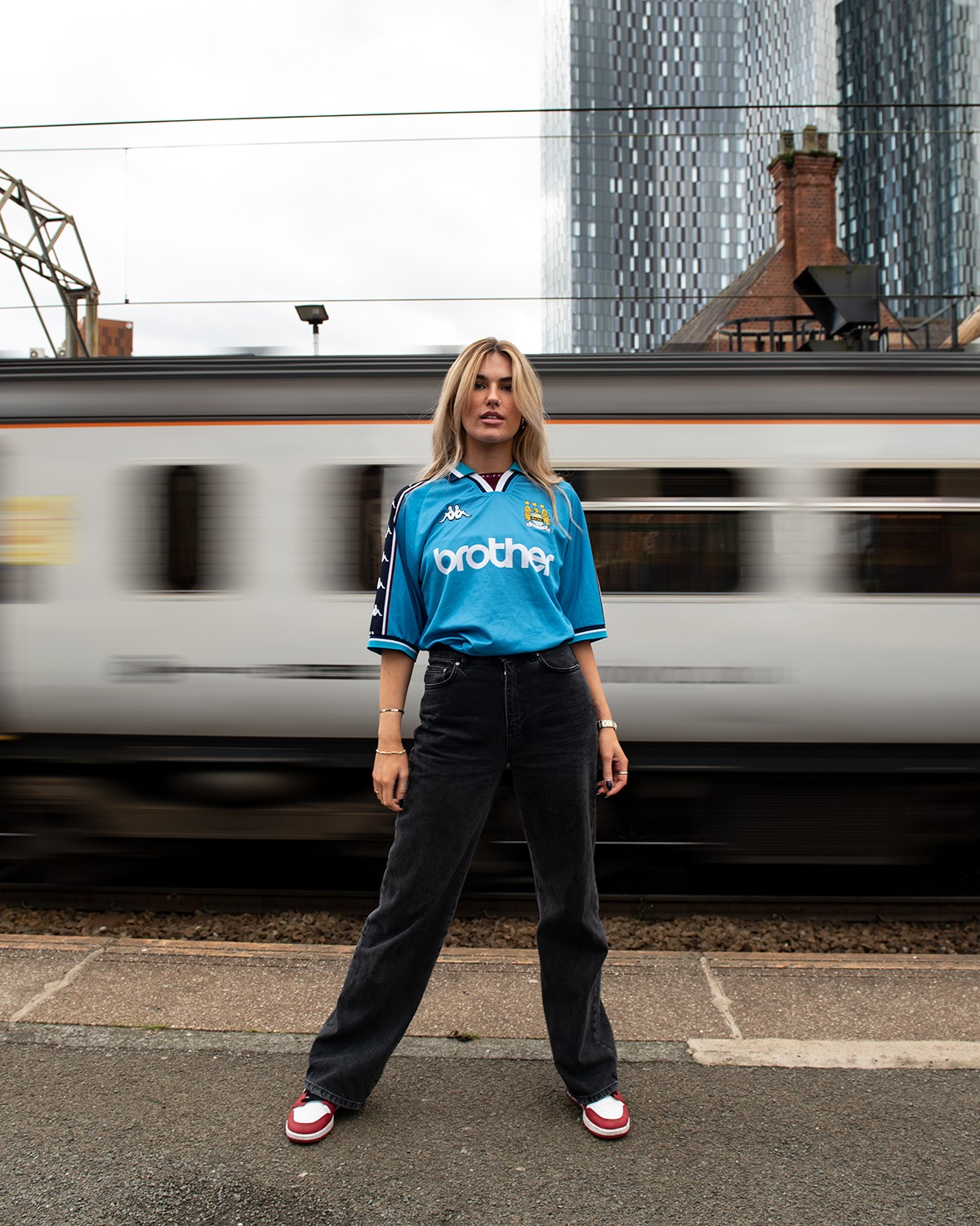 Manchester City 98-99 Local 4