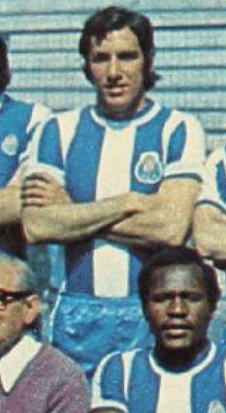 Primera equipación de Oporto 76-77