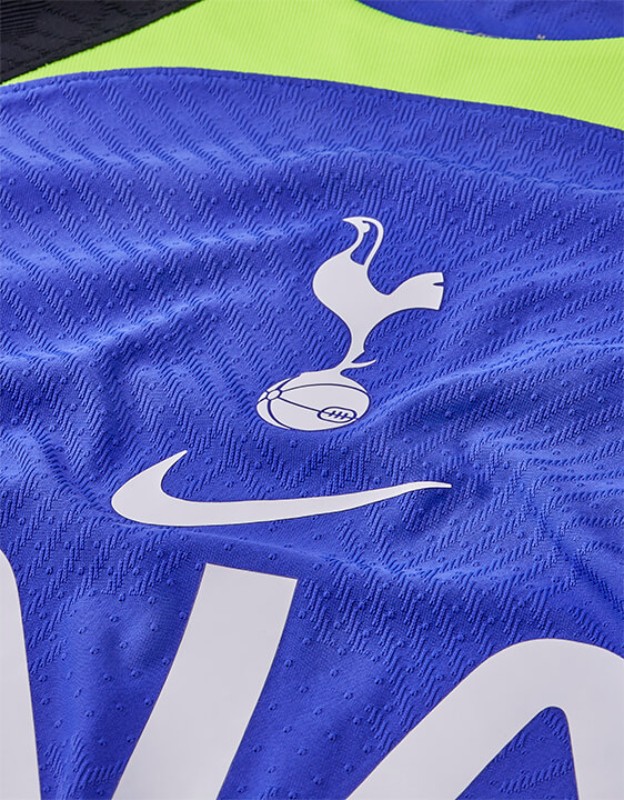 Tottenham Hotspur 22-23 Visitante 4
