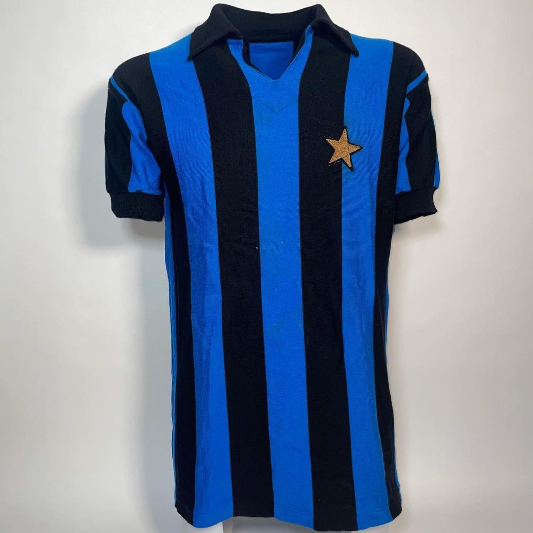 Primera equipación de Inter de Milán 73-74