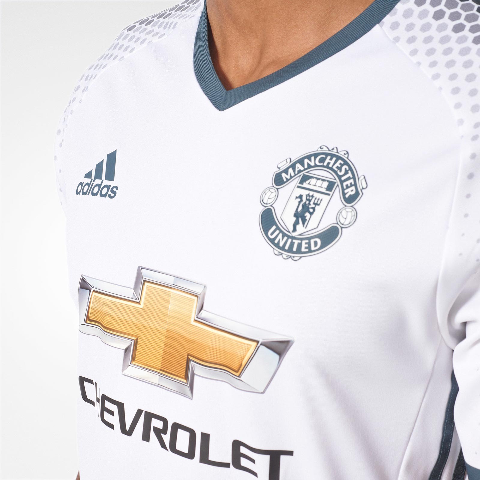 Manchester United 16-17 Tercera 2
