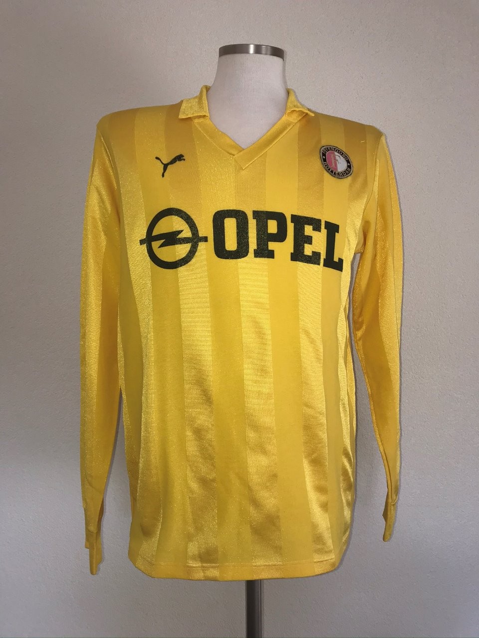 Segunda equipación de Feyenoord 86-87