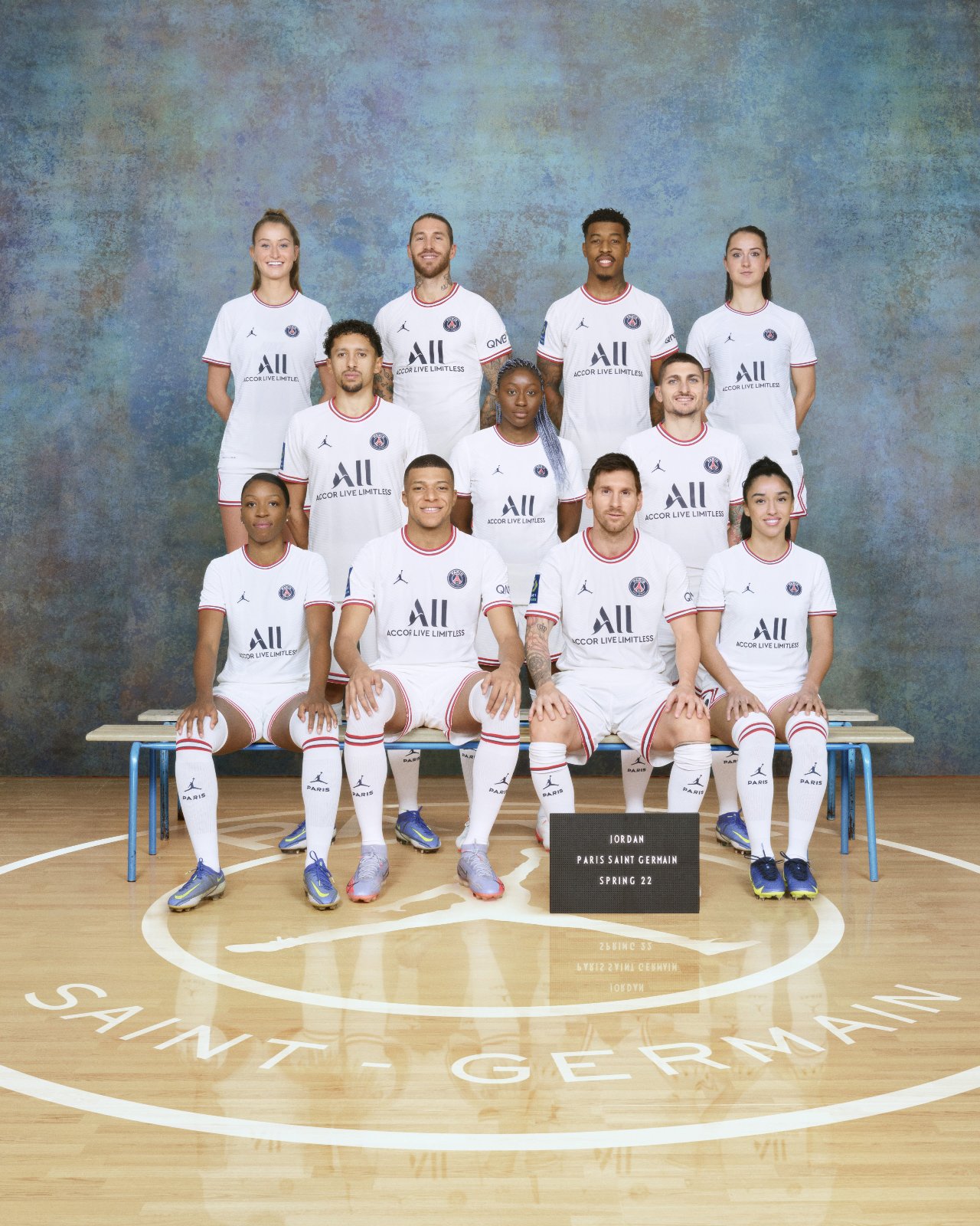 Paris Saint-Germain 21-22 Cuarta 3