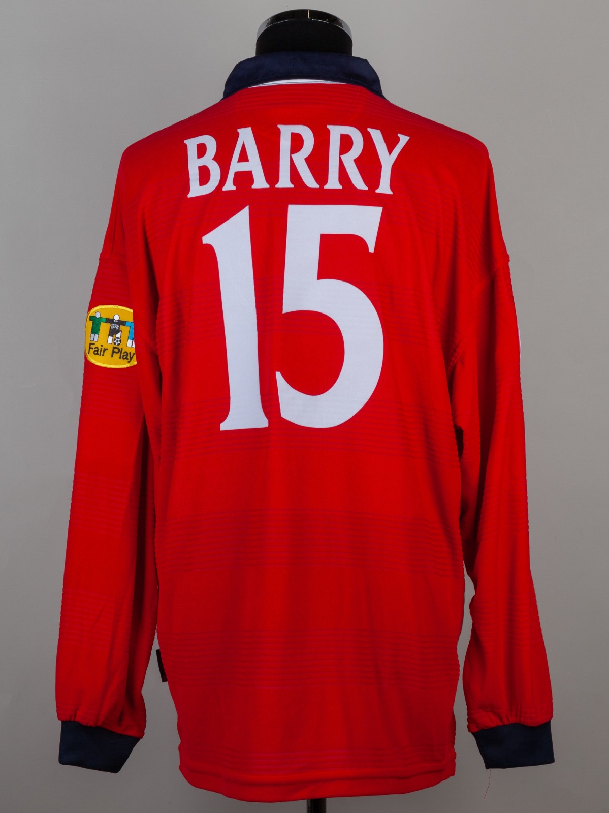 Inglaterra 2000 Visitante 2