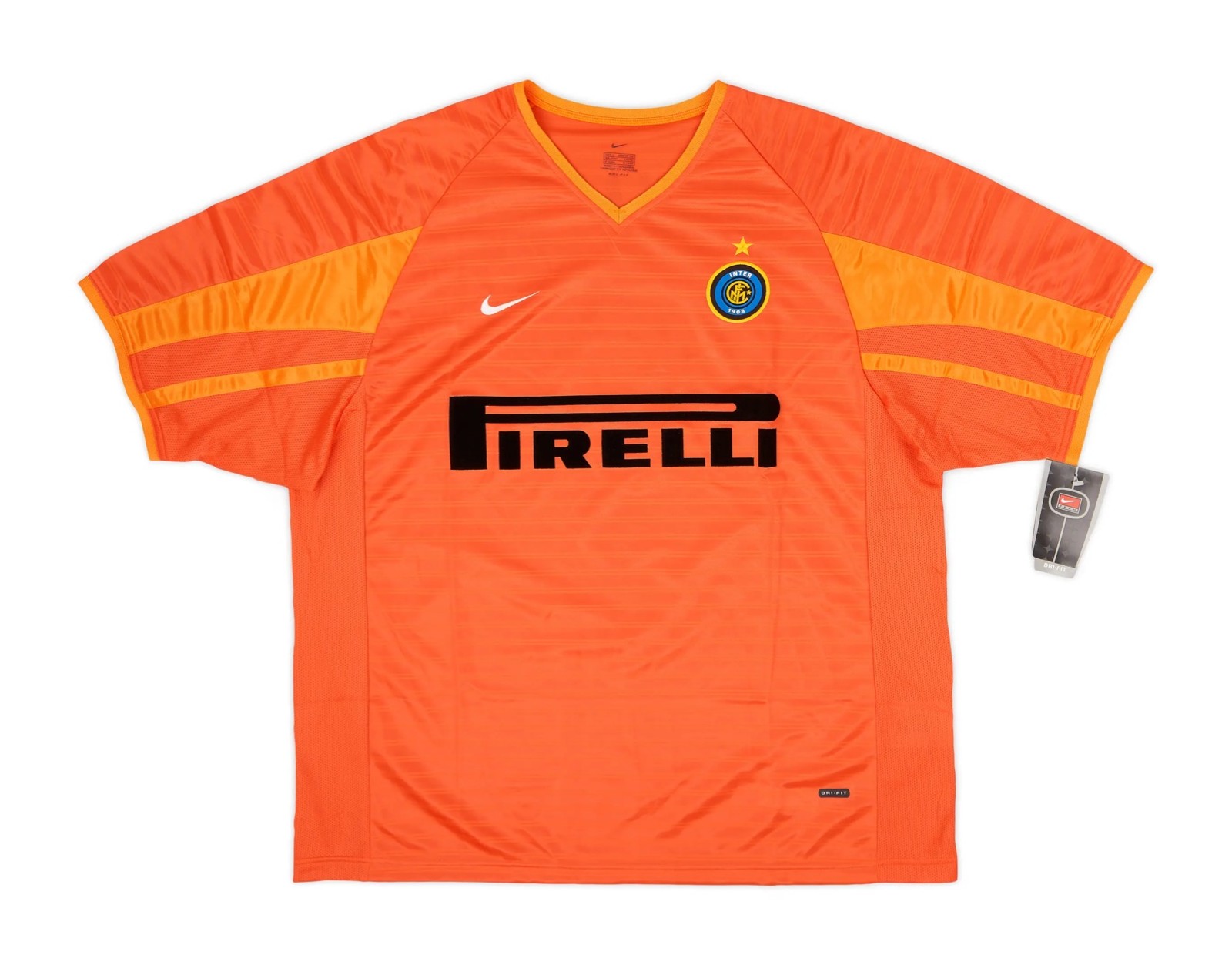 Tercera equipación de Inter de Milán 01-02