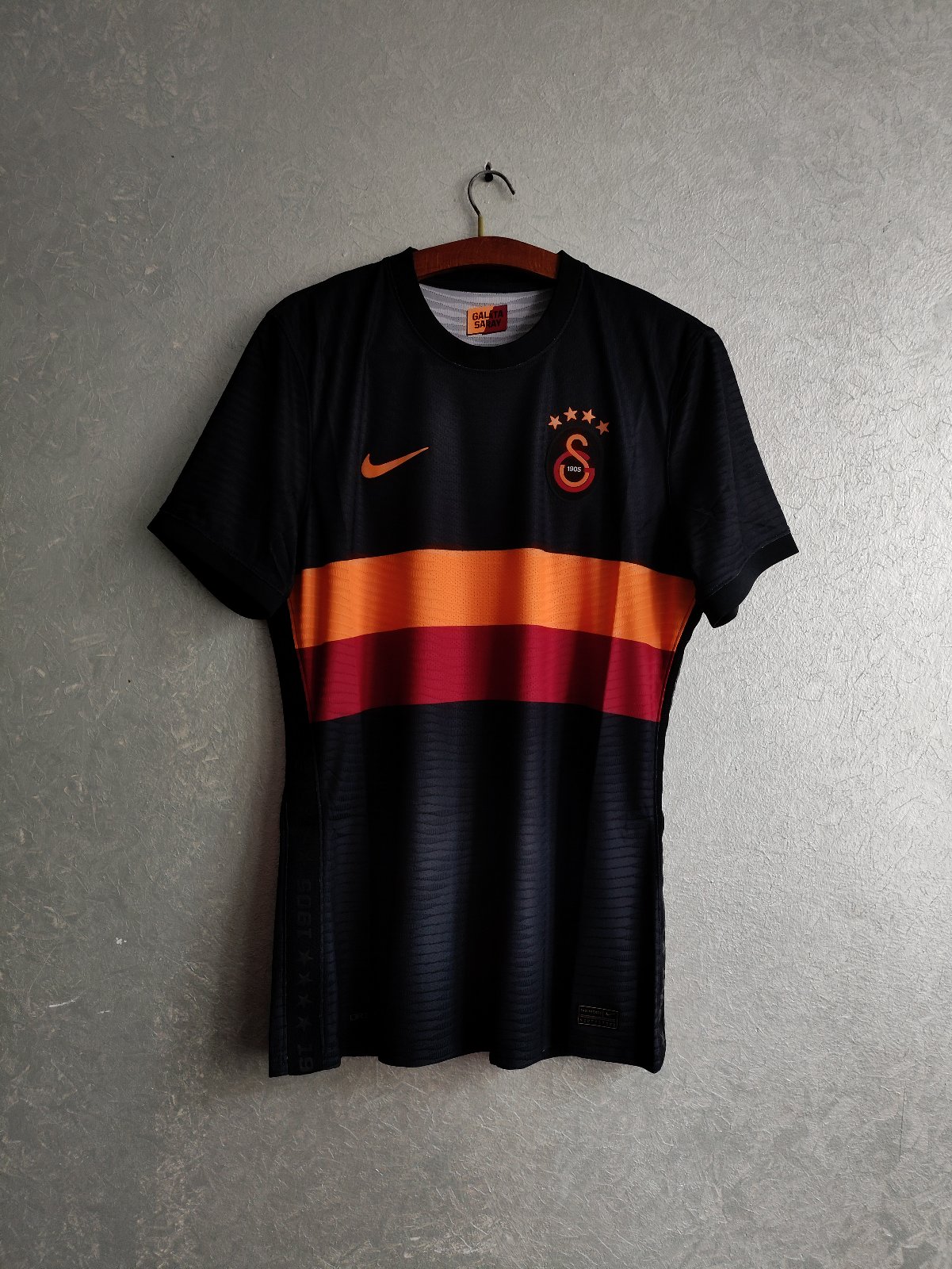 Galatasaray 21-22 Visitante 2