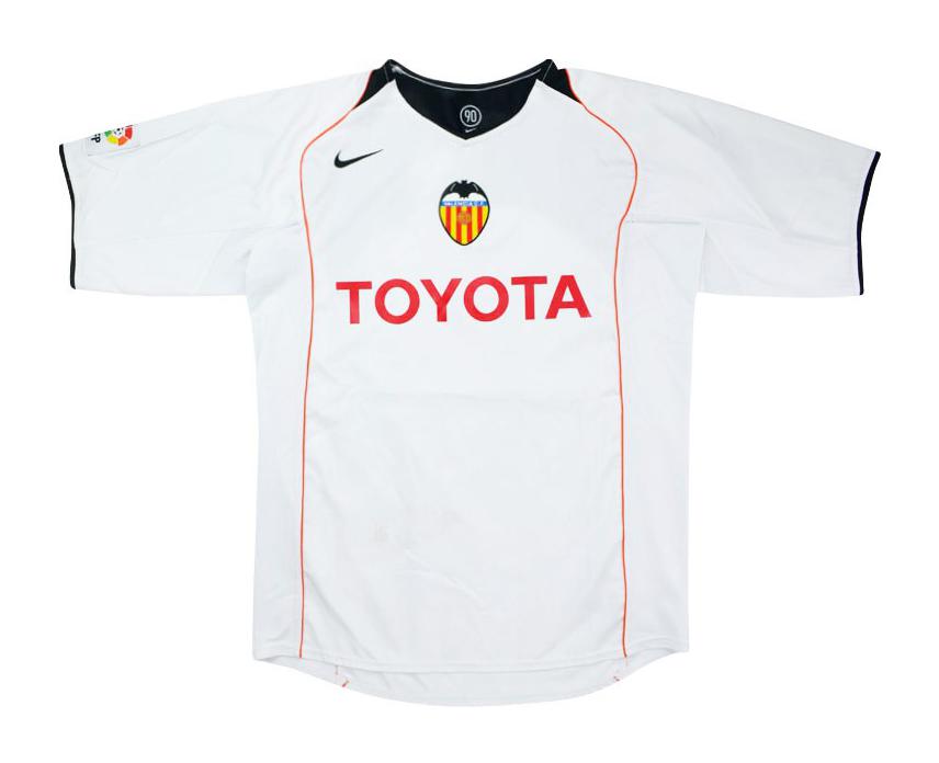 Primera equipación de Valencia 04-05