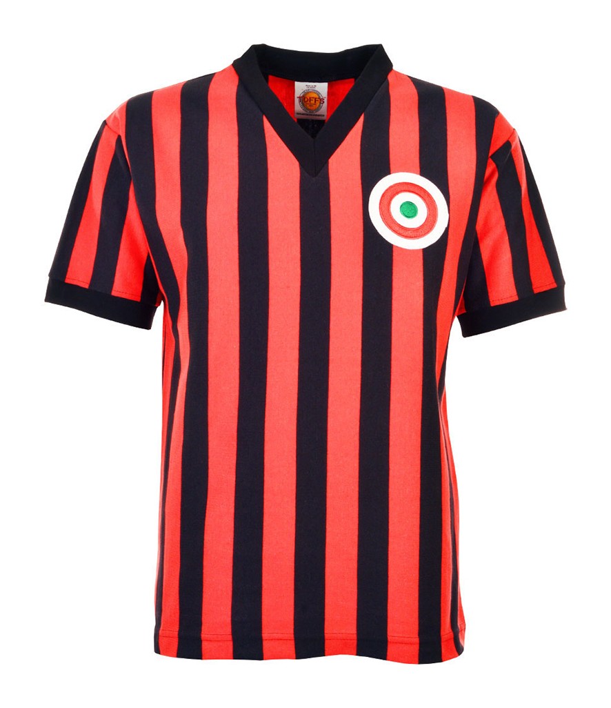 Primera equipación de Milan 72-73