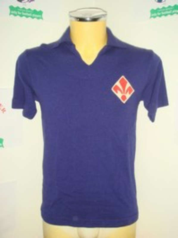Primera equipación de Fiorentina 57-58