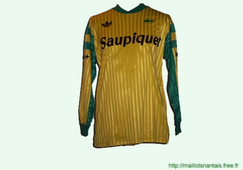 Primera equipación de Nantes 91-92