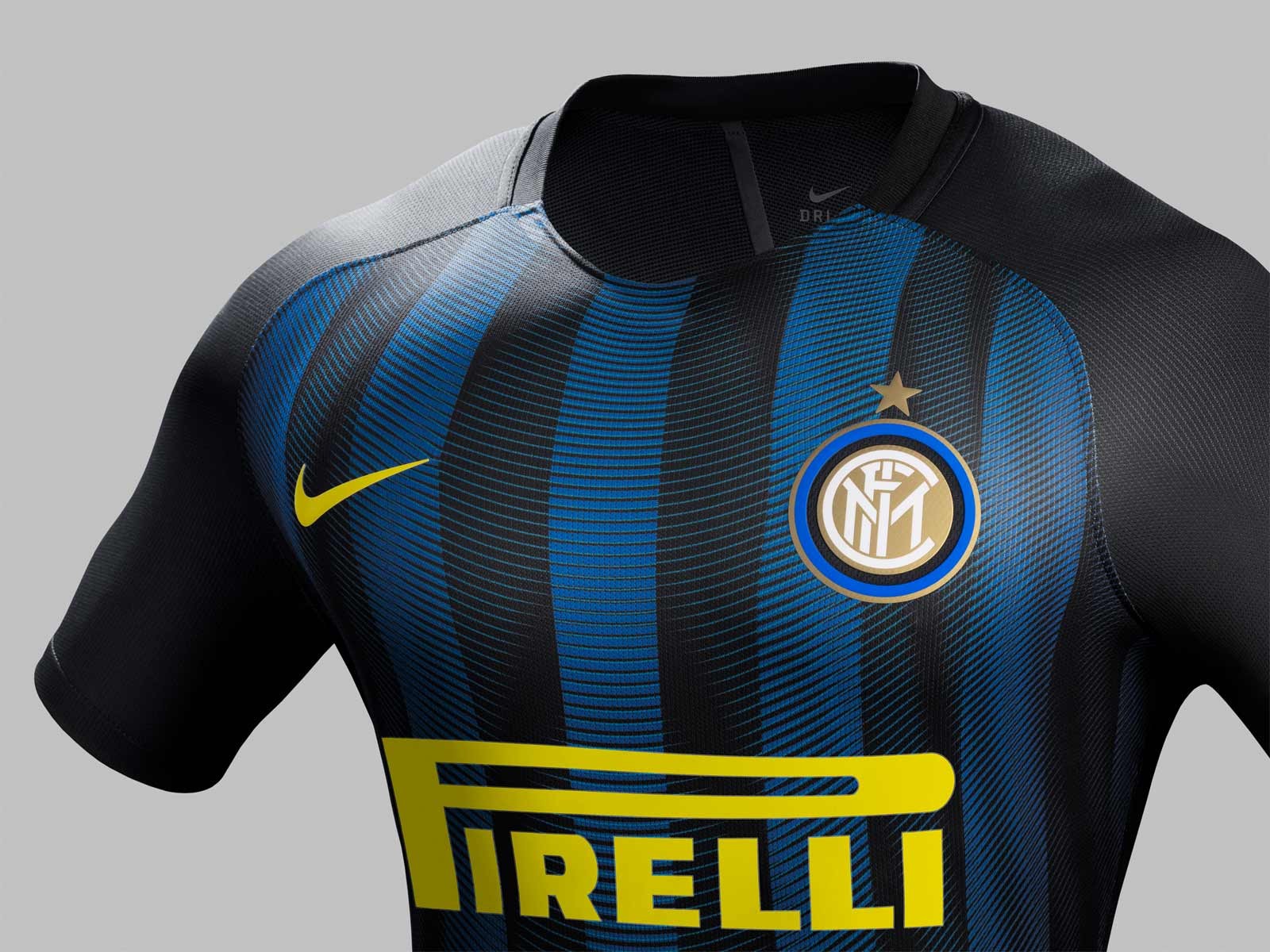 Inter Milan 16-17 Local 2