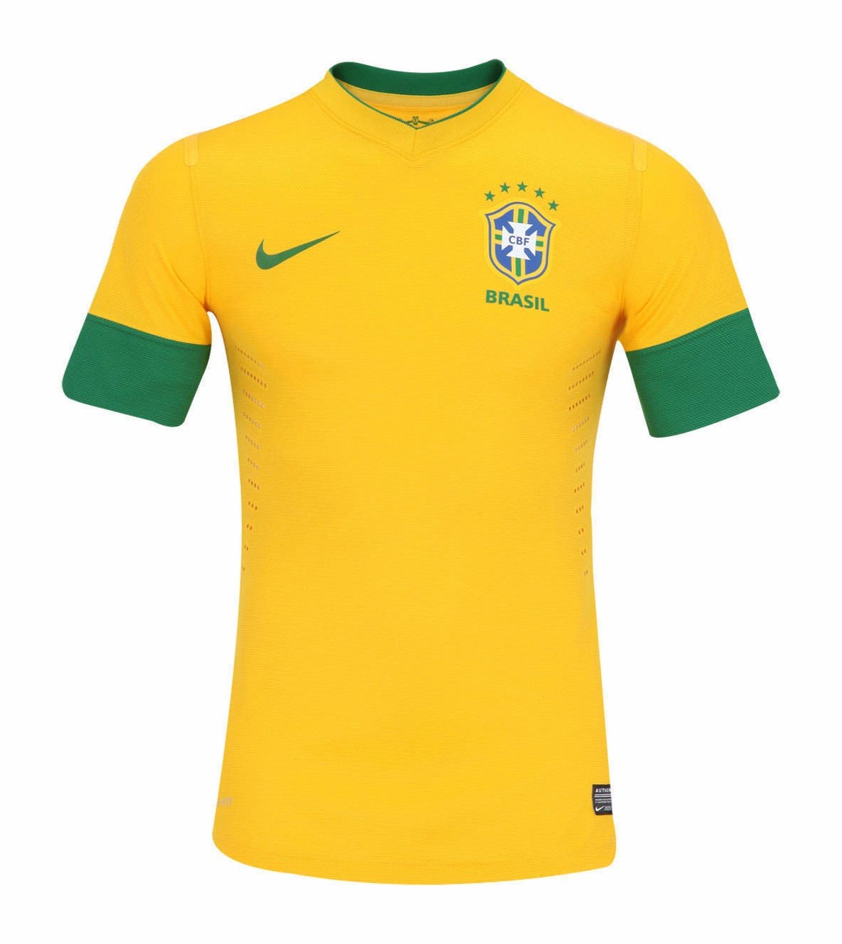 Primera equipación de Brasil 2012