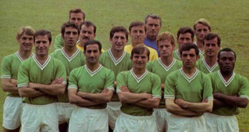 Primera equipación de Saint-Étienne 66-67