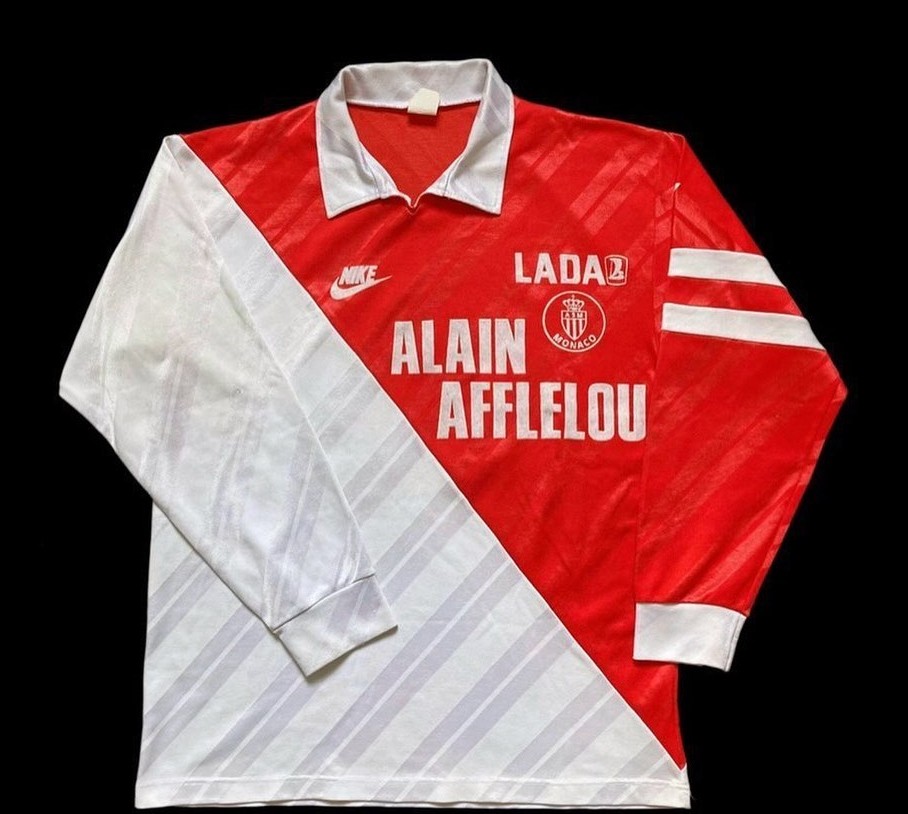 Primera equipación de Monaco 88-89