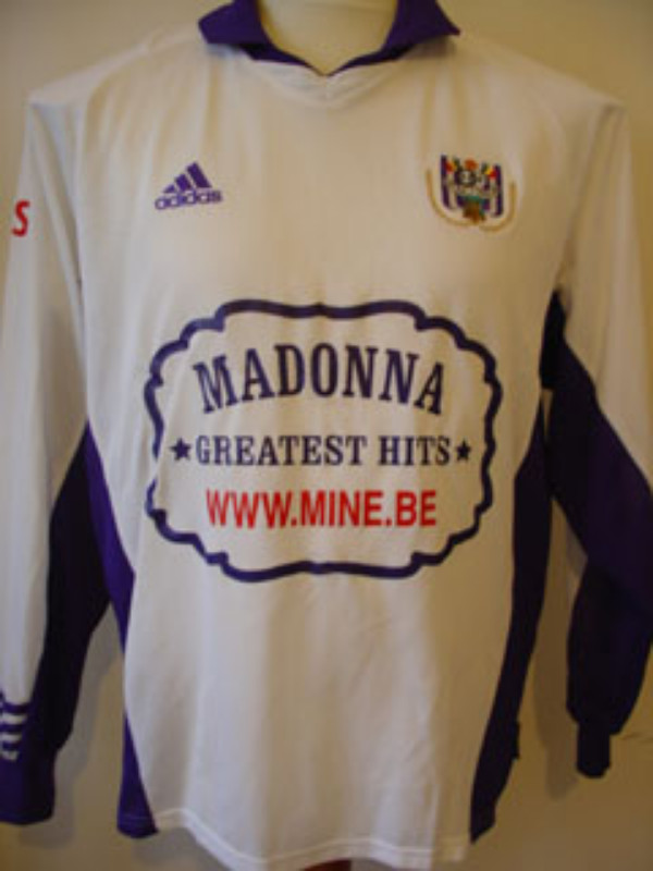 Equipación especial de Anderlecht 01-02