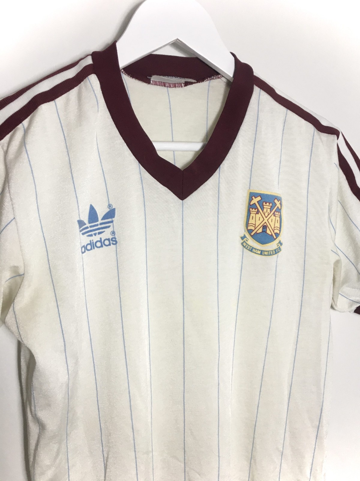 West Ham United 83-84 Visitante 4
