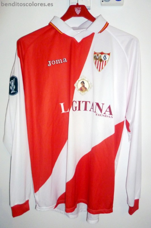 Equipación especial de Sevilla FC 04-05
