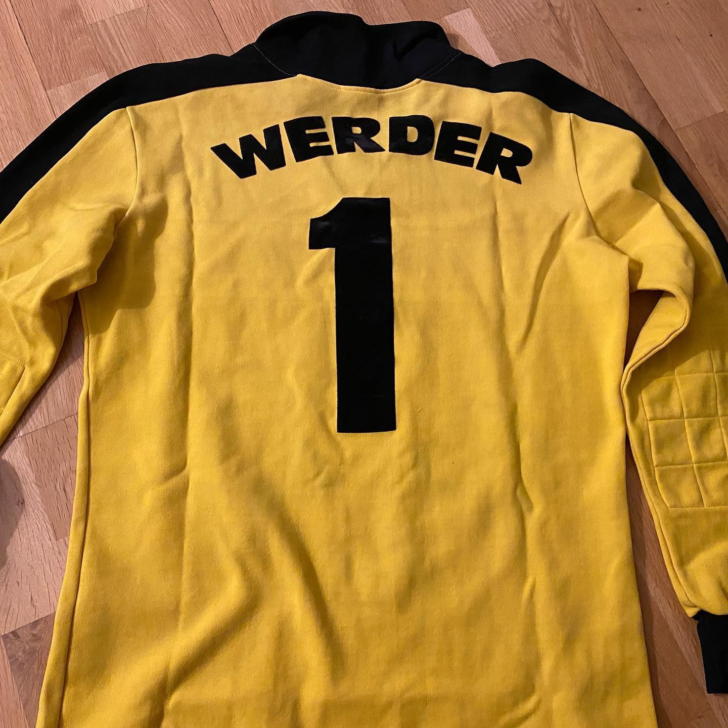 Werder Bremen 82-83 Portero 2