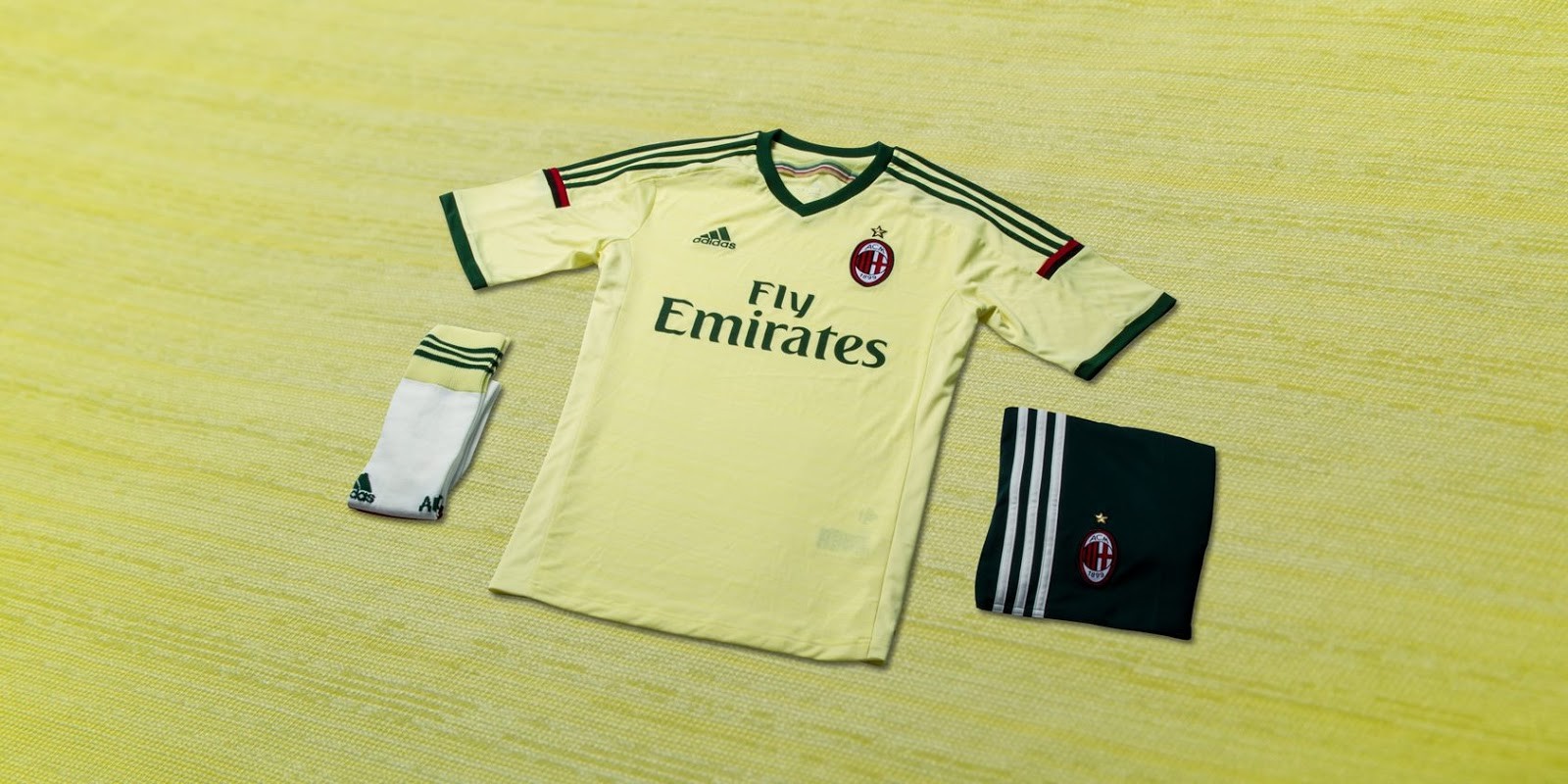 AC Milan 14-15 Tercera 4