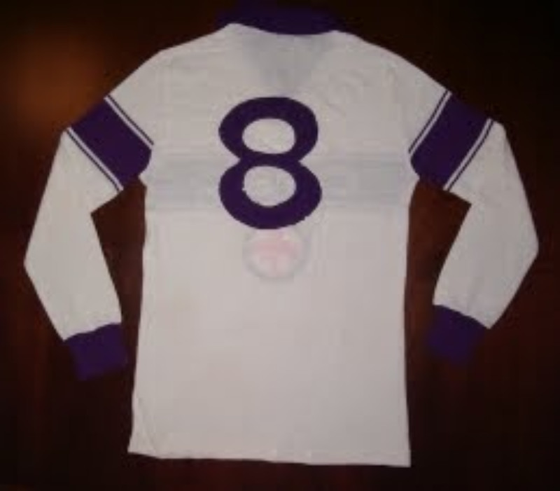 ACF Fiorentina 83-84 Visitante 3