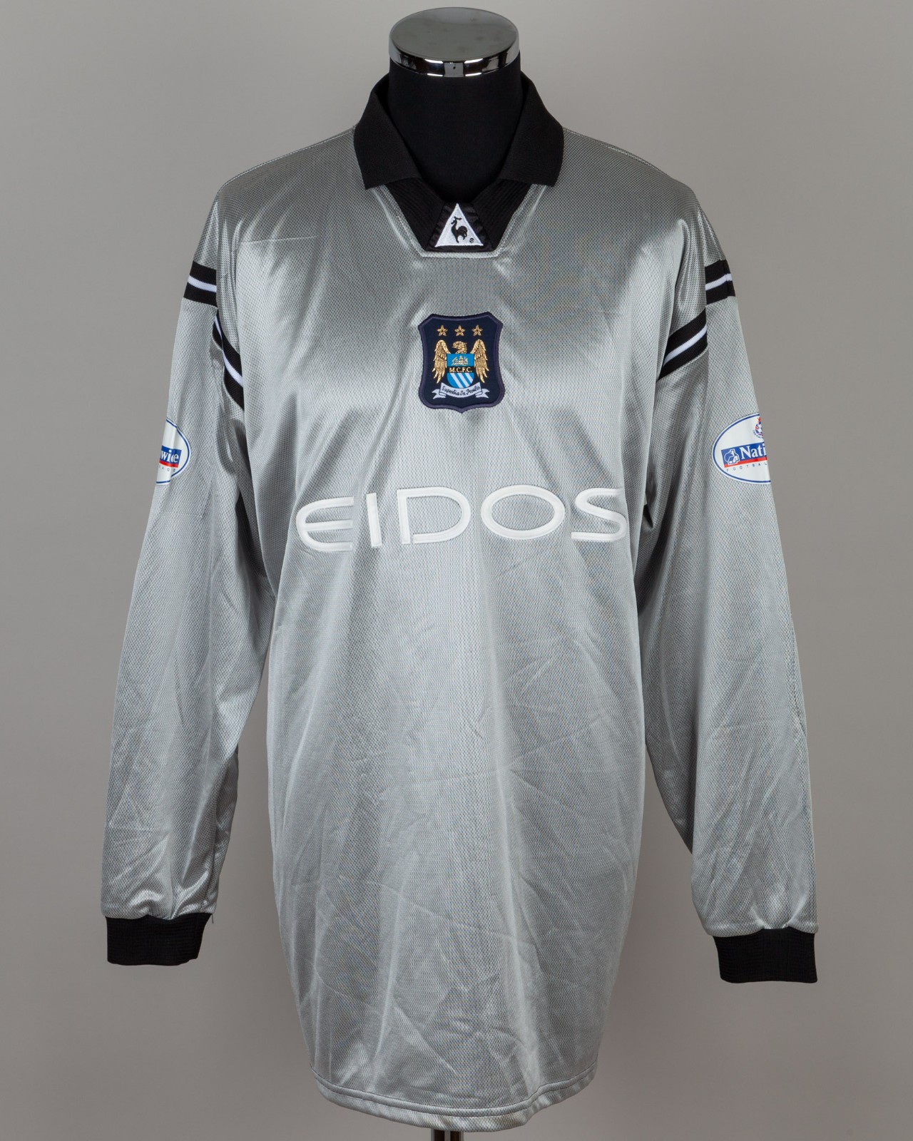 Equipación de portero de Man City 01-02