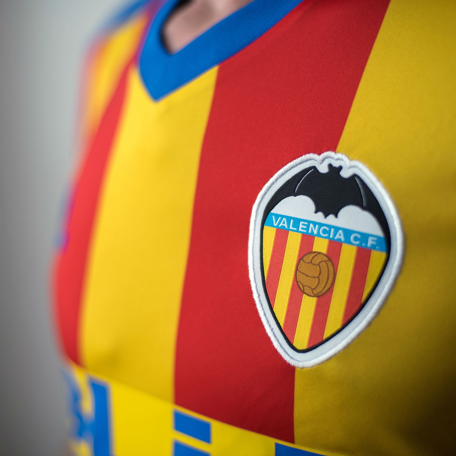 Valencia CF 17-18 Visitante 3