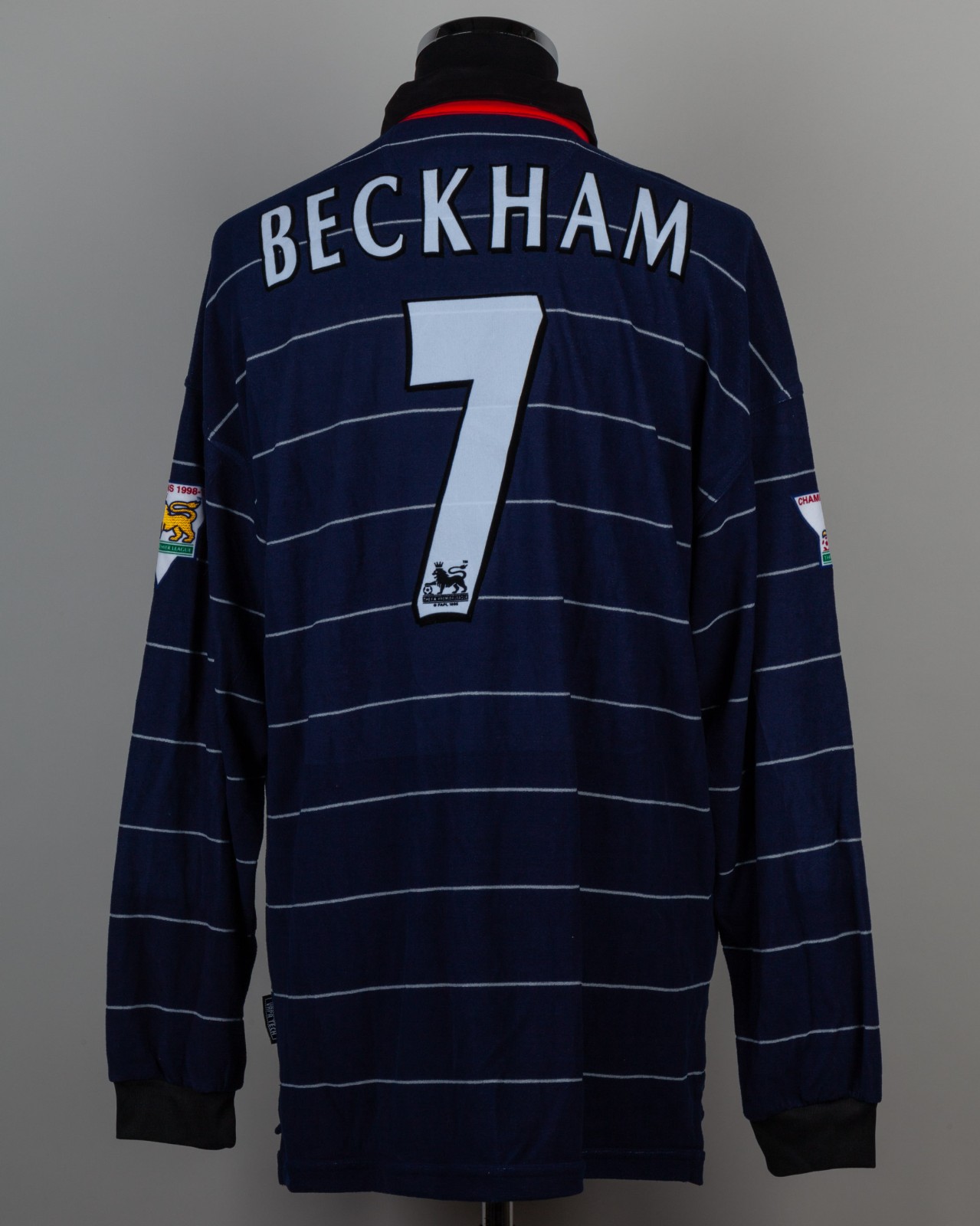 Manchester United 99-00 Visitante 2