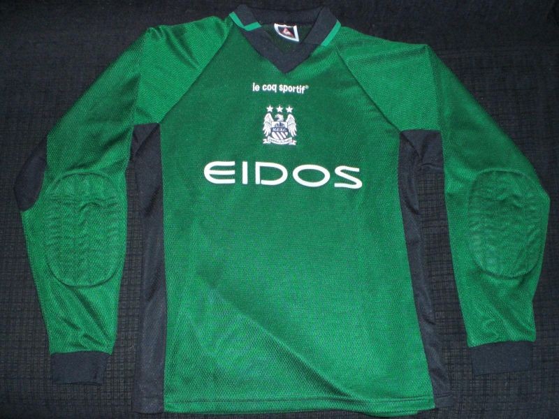 Manchester City 00-01 Portero 2