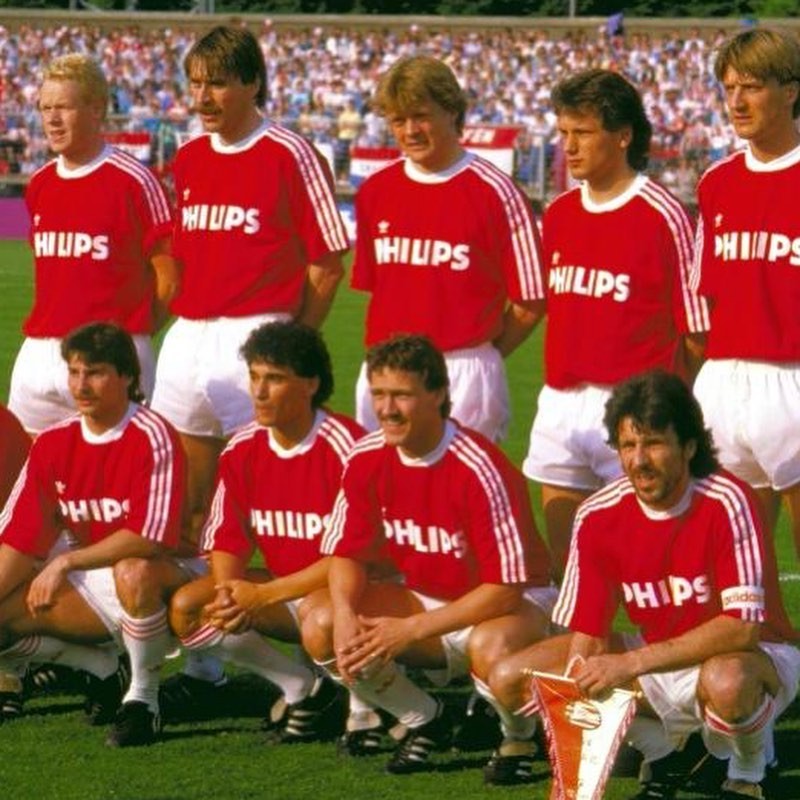 PSV 88-89 Local 3