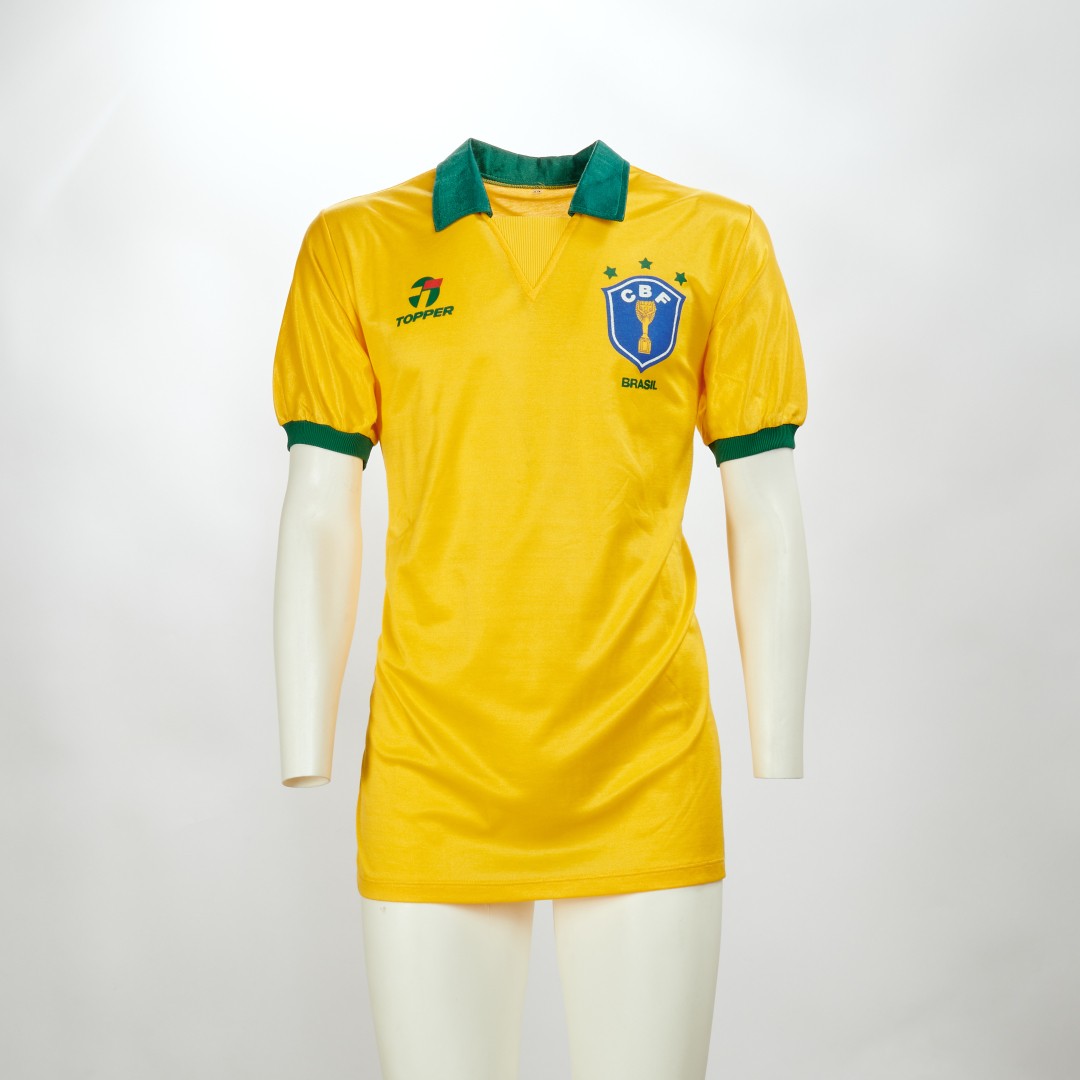 Primera equipación de Brasil 1990