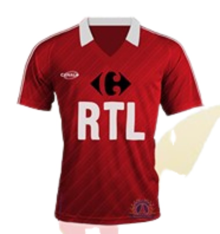 Tercera equipación de Paris Saint-Germain 88-89