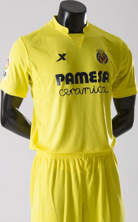Primera equipación de Villarreal 15-16