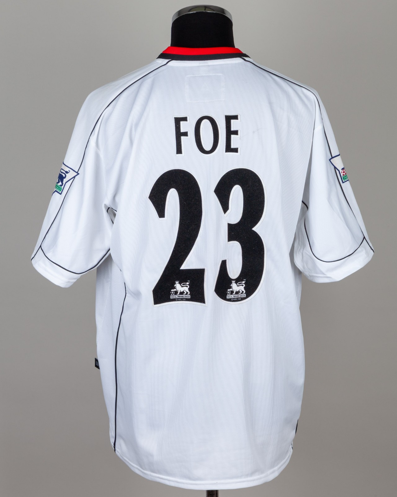 Manchester City 02-03 Visitante 2